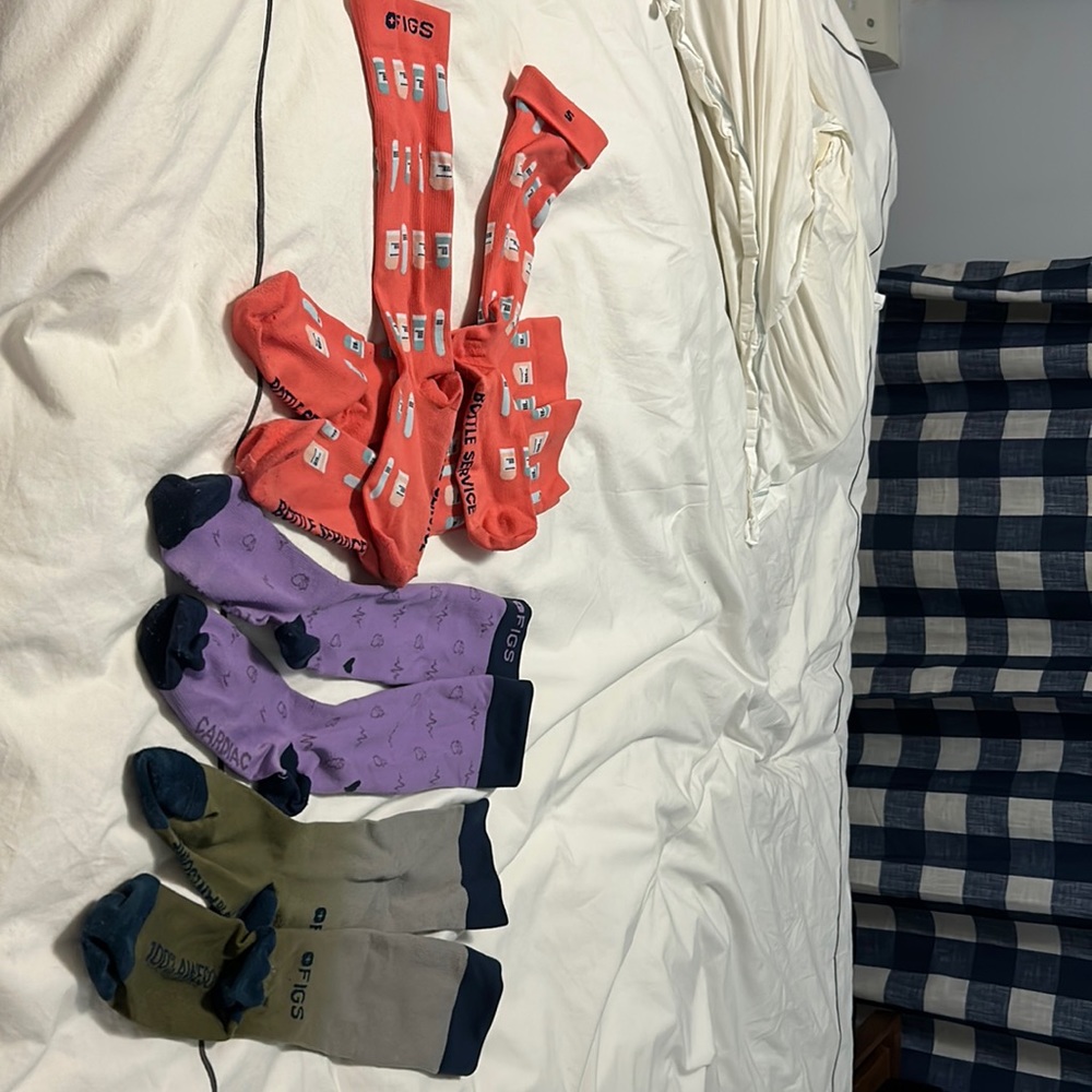 FIFS Socks - good condition - 4 pairs size S